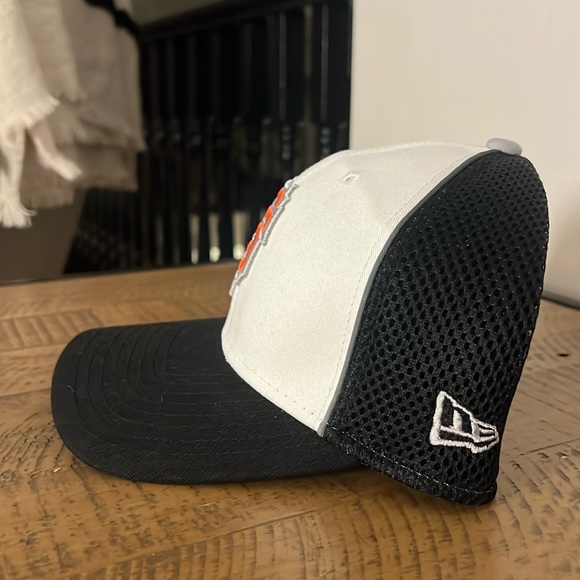 San Francisco Giants 39Thirty New Era Hat - size Small / Medium - Picture 2 of 10